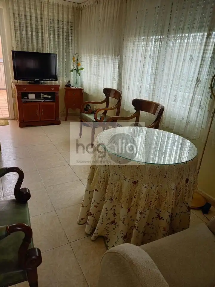 Living room of Attic for rent in Sevilla  with Air Conditioner, Terrace and Furnished