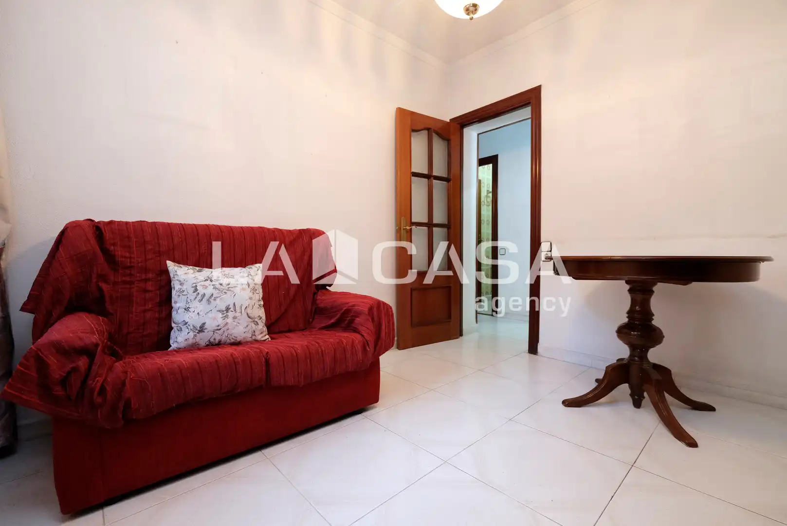 Bajo en venta en Carrer de Cartellà, imagen 2