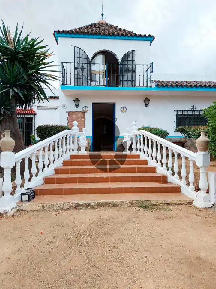 Landhaus mit Pool zum Verkauf in La Puebla del Río, imagen 3