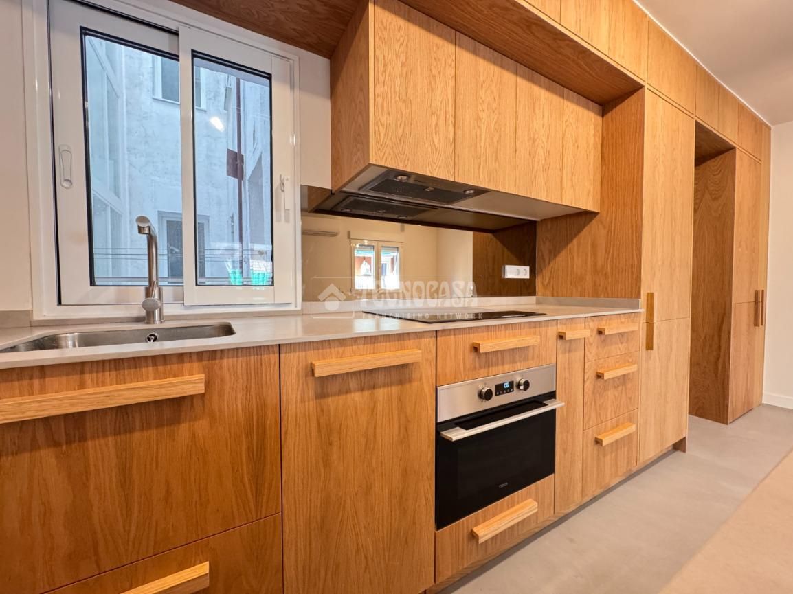 Kitchen of Flat to rent in  Madrid Capital  with Air Conditioner, Heating and Terrace