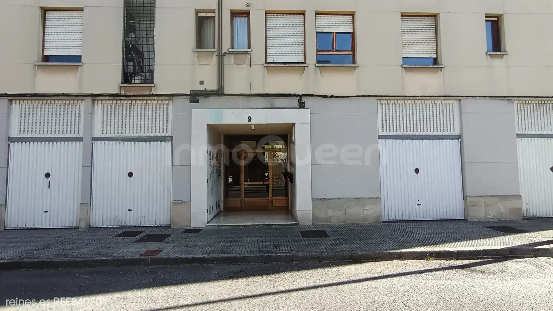 Parking de Apartamento de alquiler en Siero con Calefacción y Amueblado
