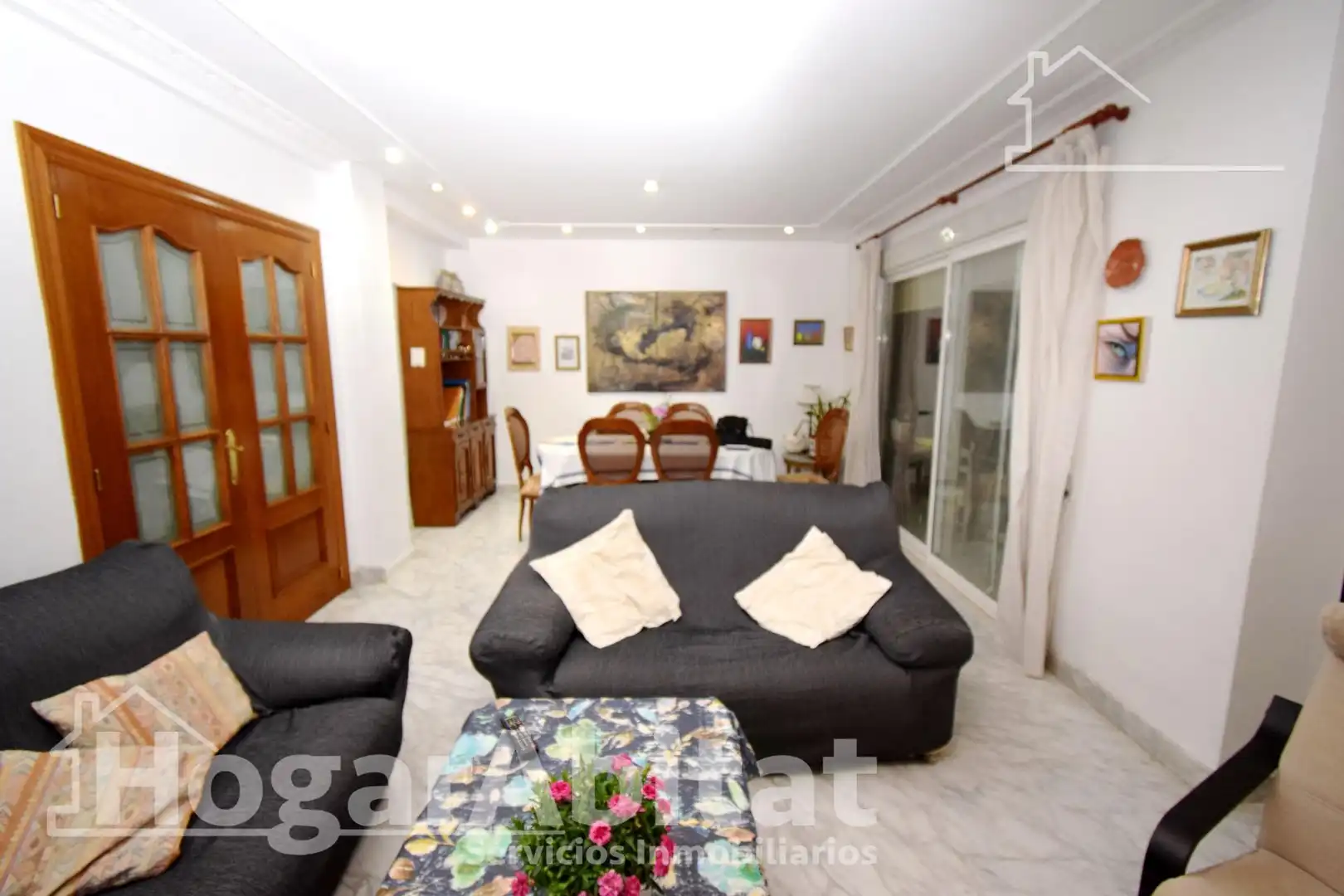 Living room of Flat for sale in Torrent  with Air Conditioner, Heating and Balcony