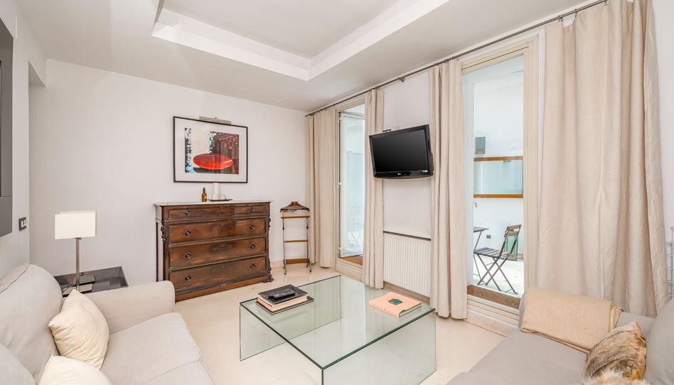 Photo 1 of Flat for sale in Almagro, Madrid