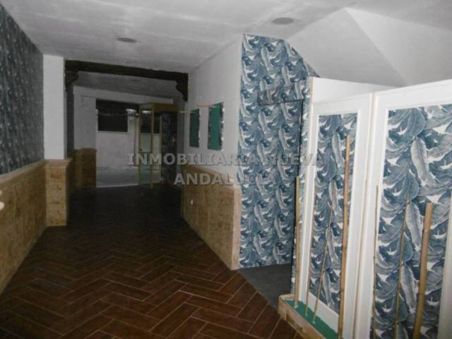Local comercial en Alquiler en Centro
