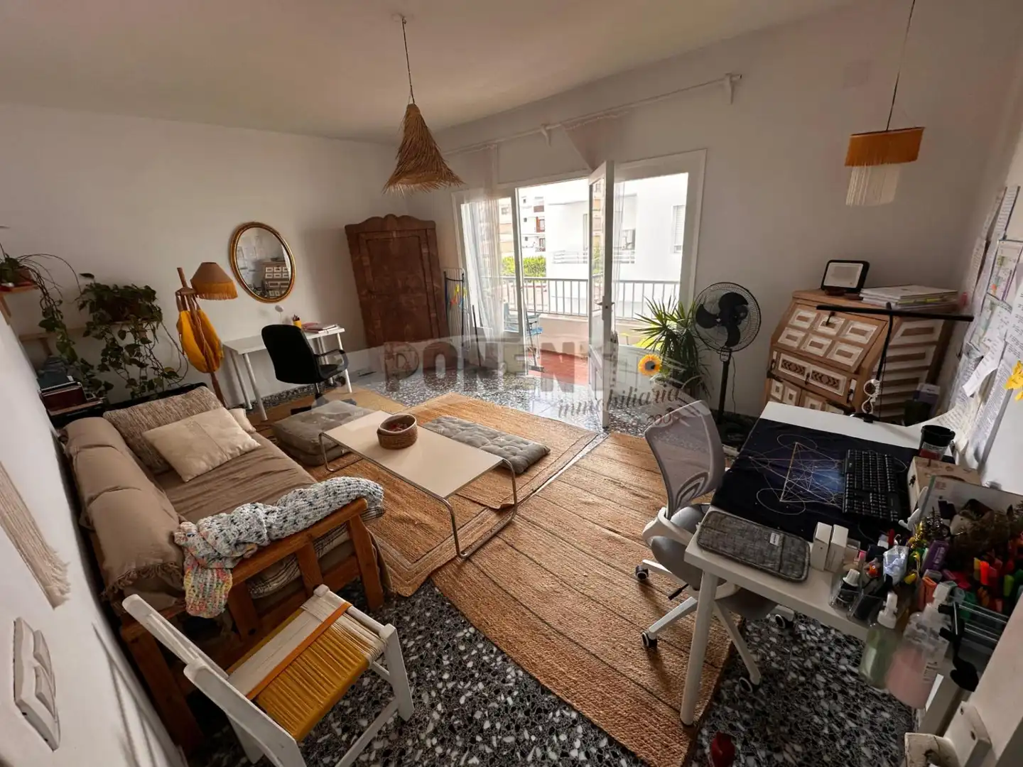 Sala de estar de Piso en venta en Santa Eulària des Riu con Balcón