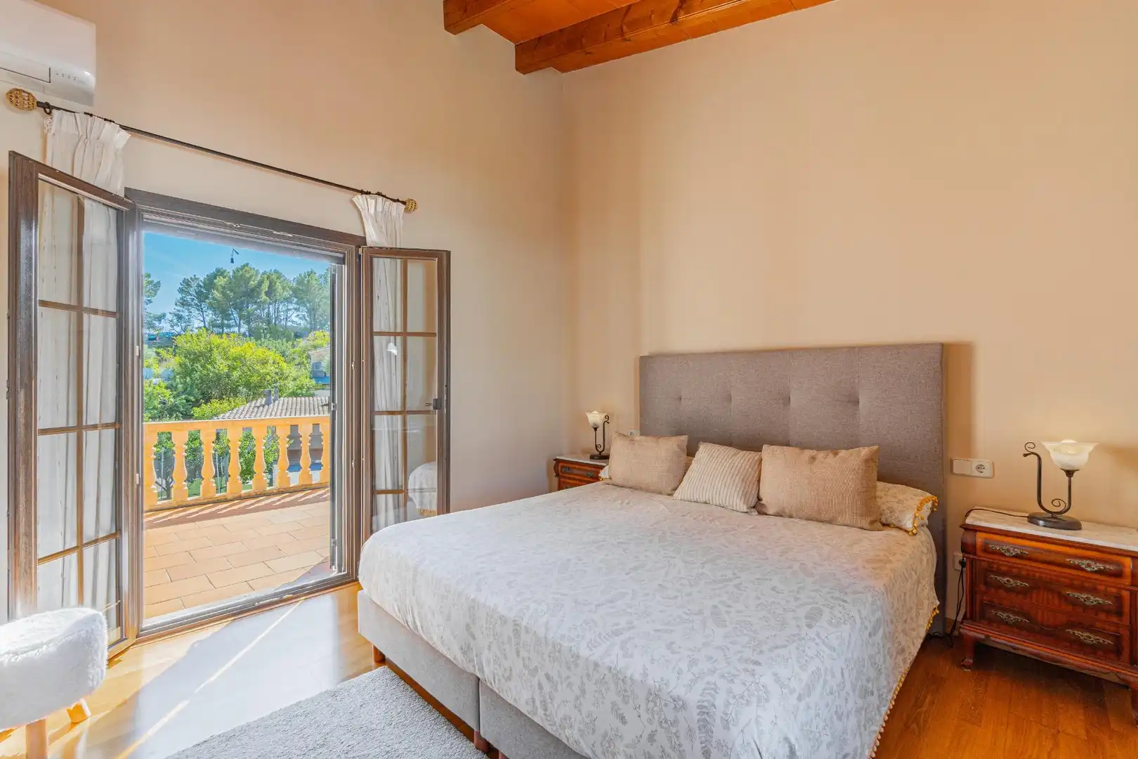 Habitación de Casa o chalet en venta en Calvià con Aire acondicionado, Calefacción y Jardín privado