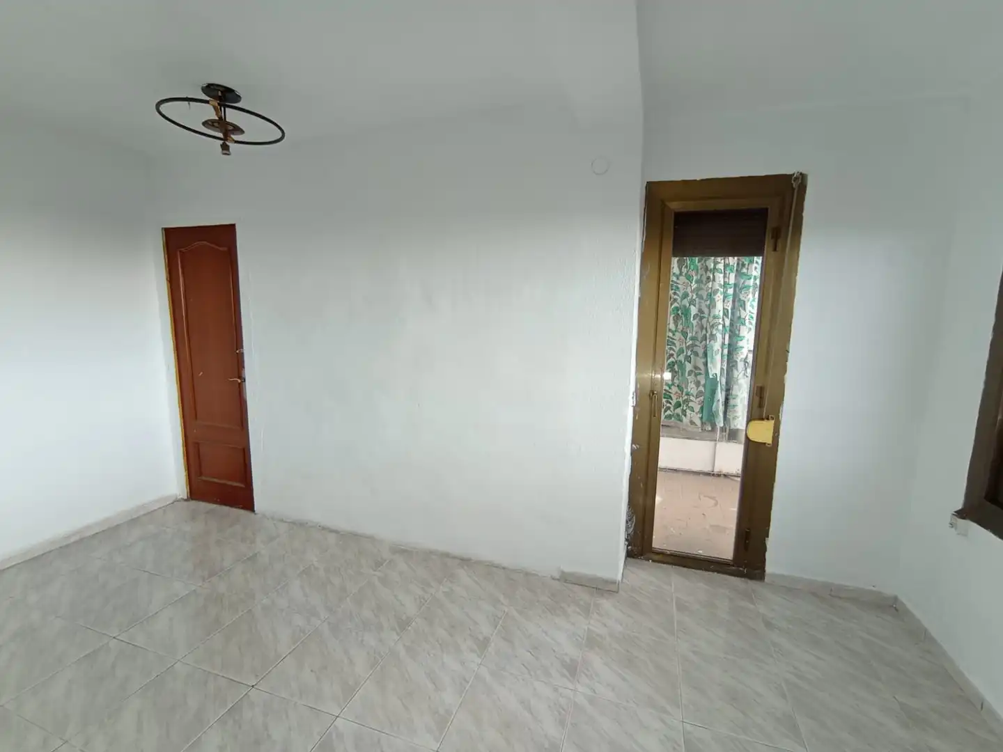 Piso en venta en C/ Nuria, Zona Alta