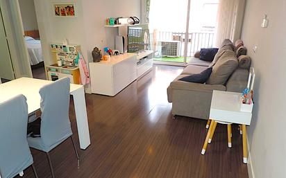 Living room of Flat for sale in Badalona  with Air Conditioner, Heating and Parquet flooring