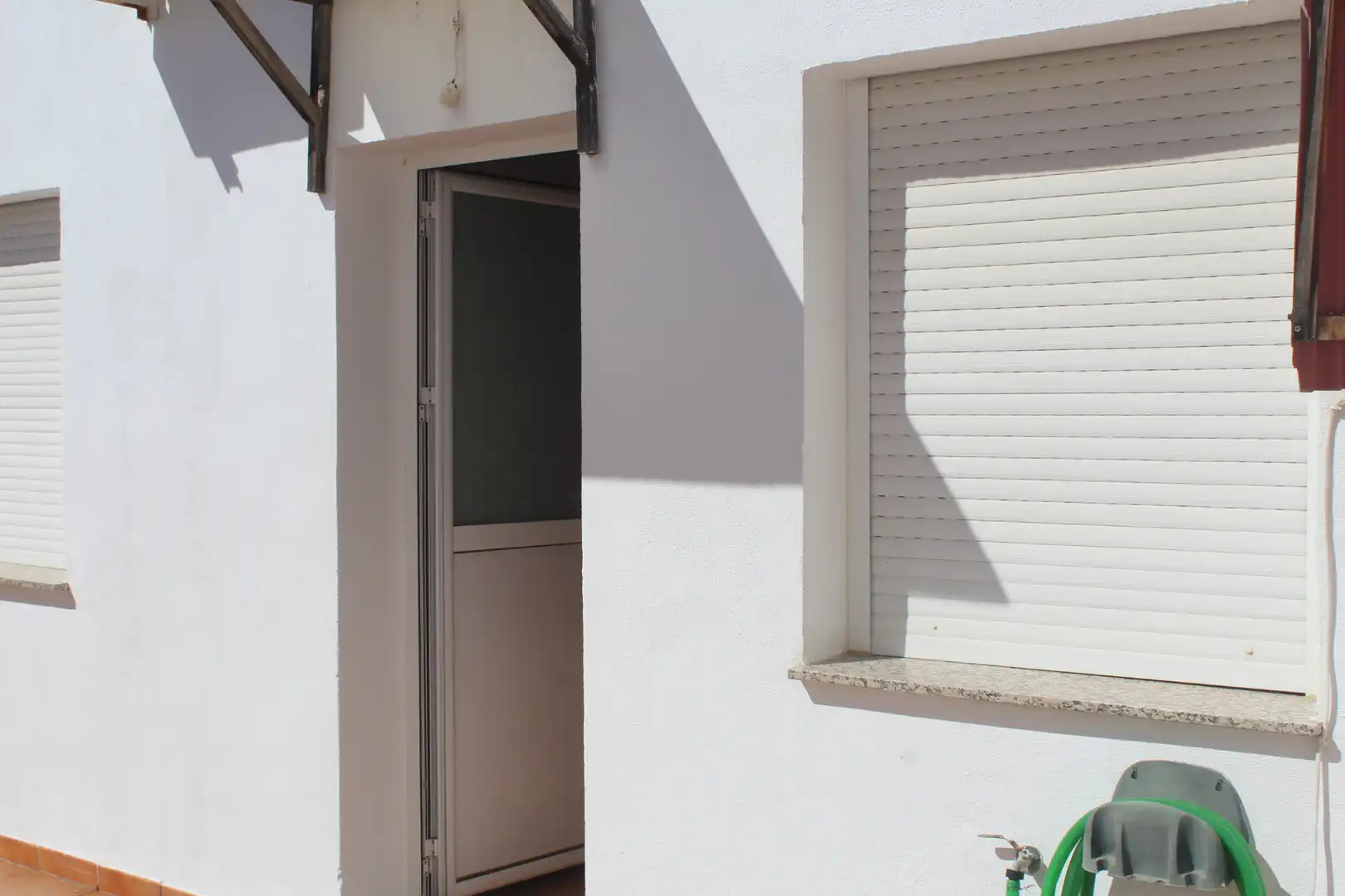Vista exterior de Casa adosada en venda en Burguillos amb Aire condicionat, Jardí privat i Balcó