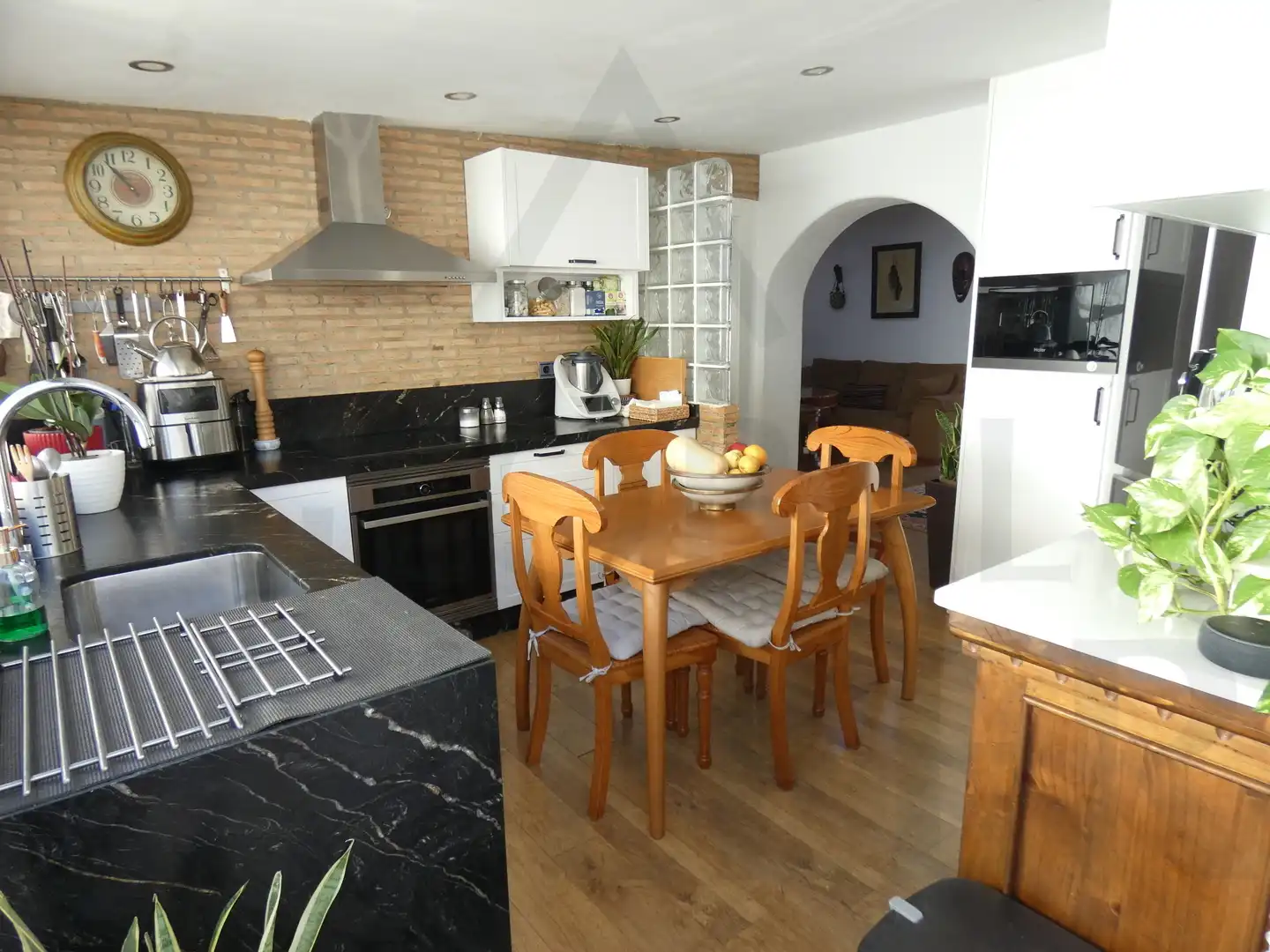 Cocina de Casa adosada en venta en Cartagena con Aire acondicionado, Calefacción y Jardín privado