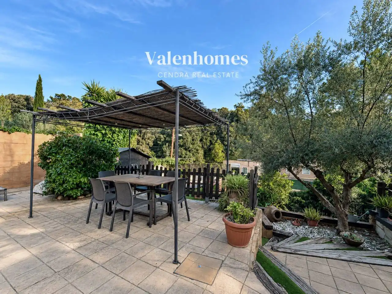 Terraza de Casa o chalet en venta en Molins de Rei, Barcelona