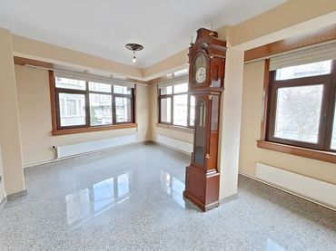 Flat with lift for sale in Os Mallos