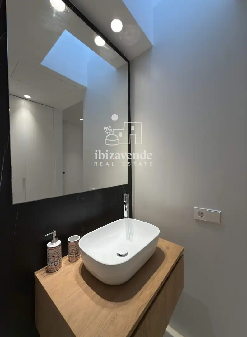 Baño de Casa o chalet de alquiler en Santa Eulària des Riu con Aire acondicionado, Calefacción y Piscina