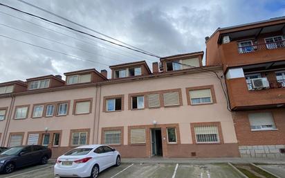 Exterior view of Duplex for sale in Valdetorres de Jarama