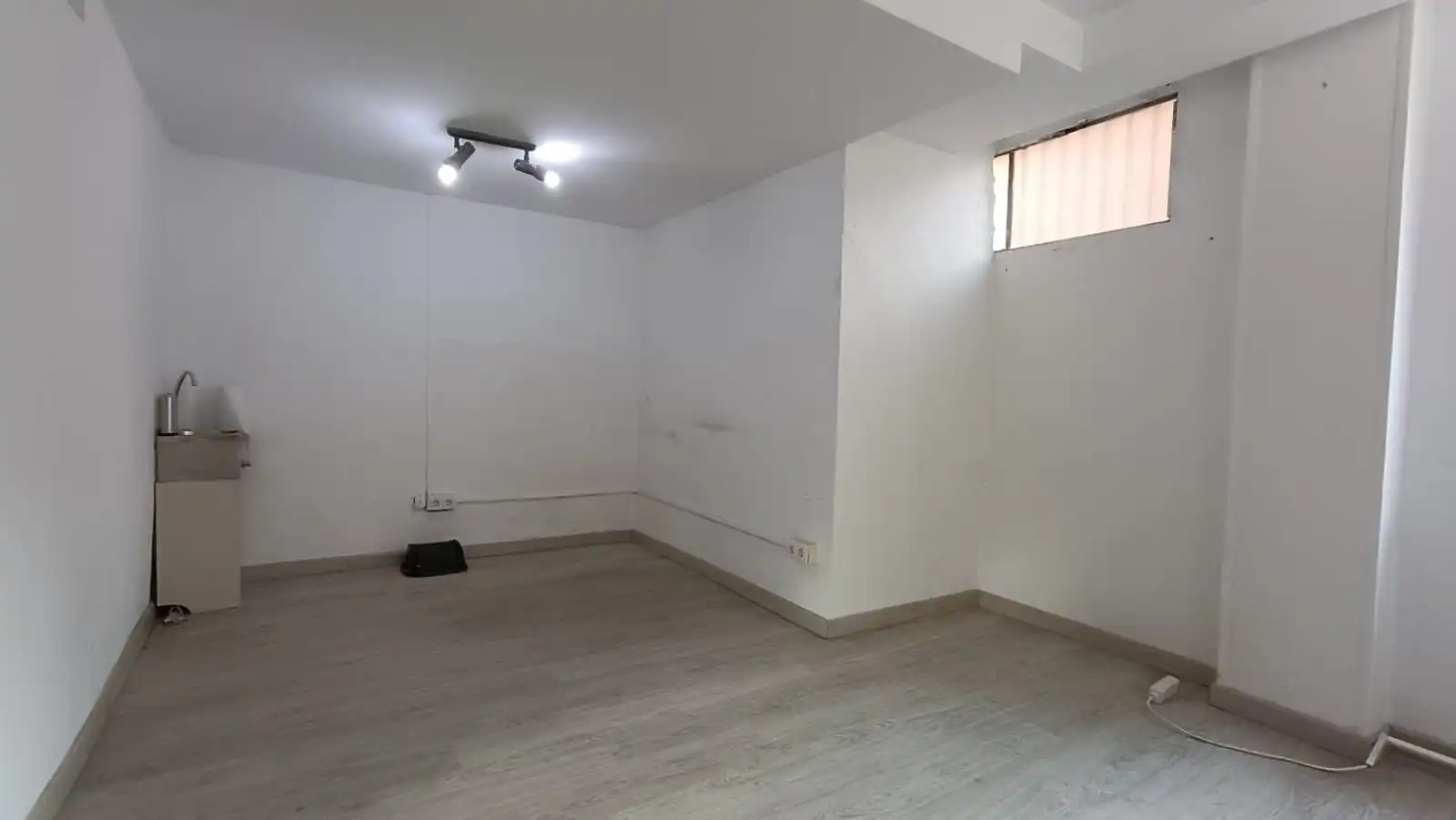 Commercial properties for rent in Los Bloques