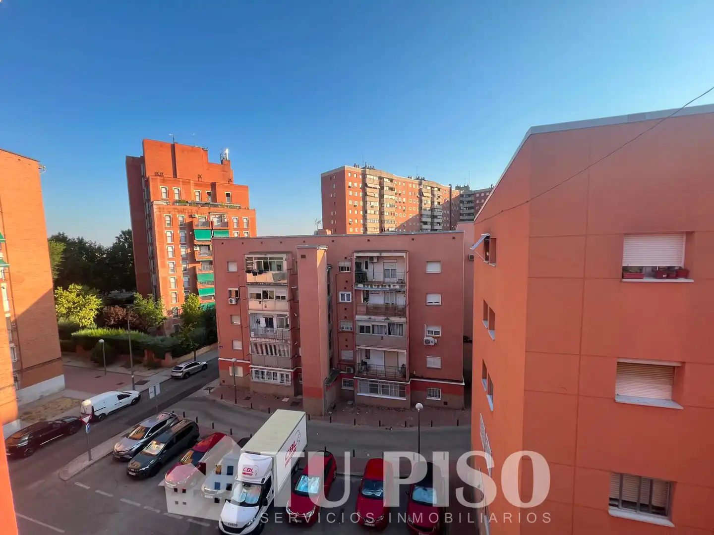 Vista exterior de Pis en venda en Madrid amb Aire condicionat, Calefacció i Terrassa