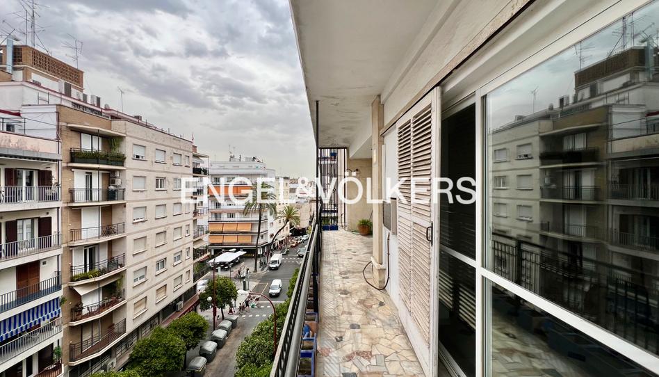 Foto 1 de Apartament en venda a Julio César, Arenal - Museo, Sevilla