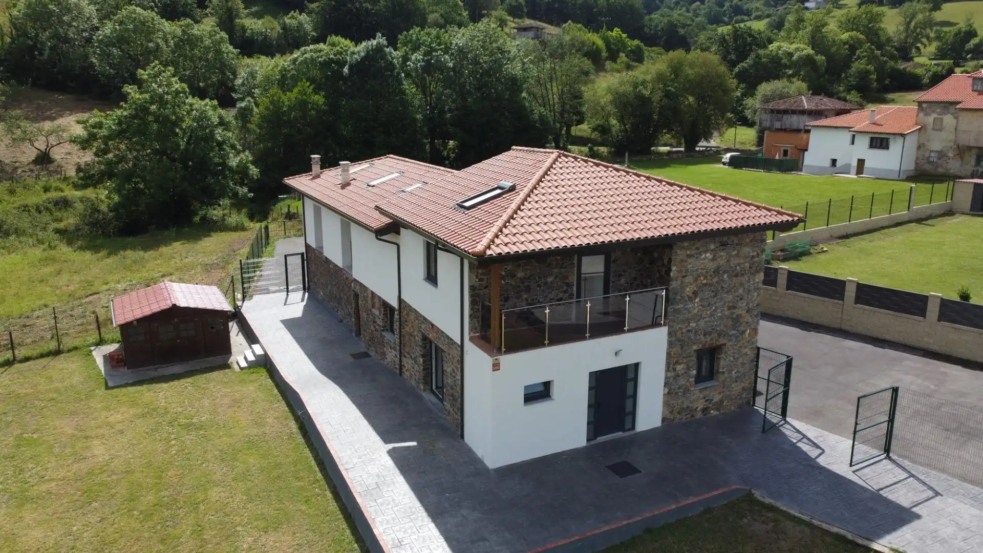 Vista exterior de Casa o chalet en venta en Grado con Calefacción, Terraza y Trastero