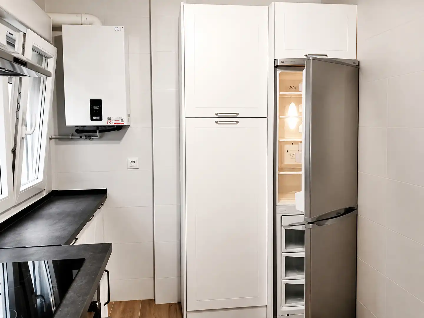 Cocina de Piso de alquiler en Santander con Calefacción, Terraza y Horno