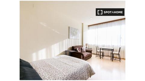 Photo 2 of Study to share in Encarnación - Regina, Sevilla