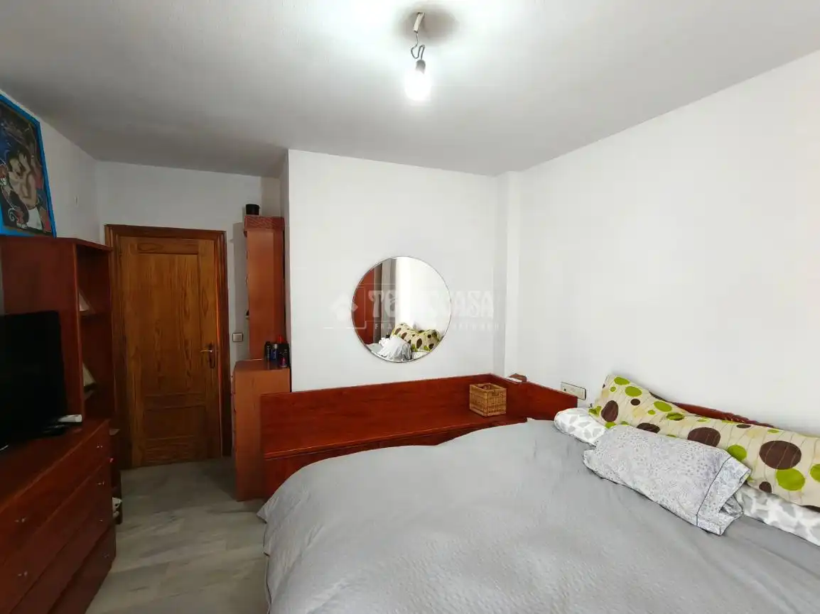 Schlafzimmer von Einfamilien-Reihenhaus zum Verkauf in Armilla mit Klimaanlage