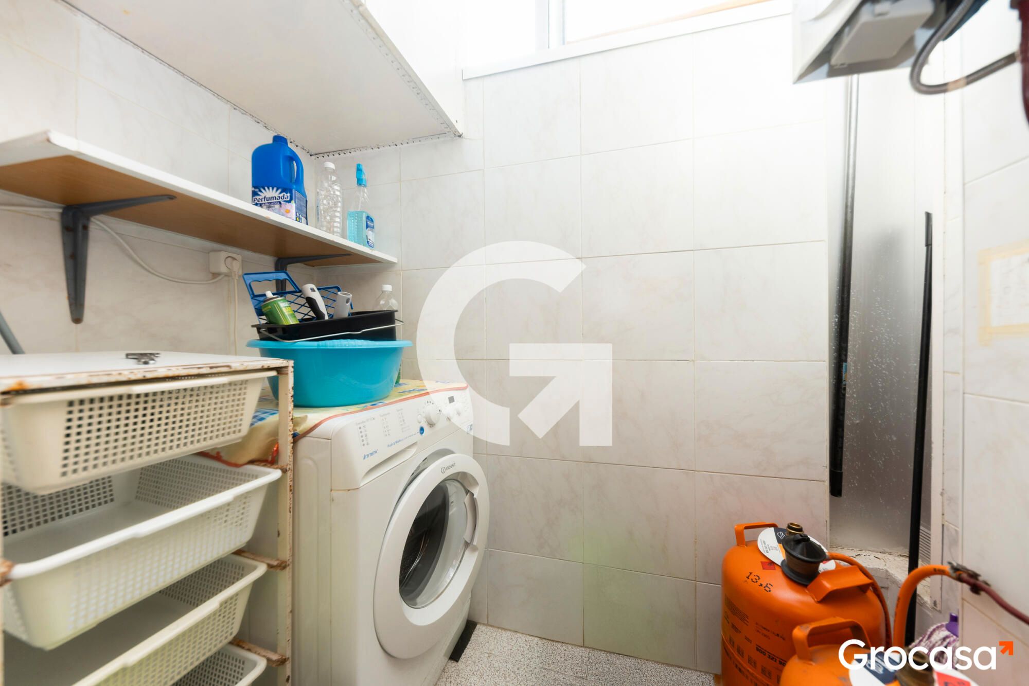 Cuina de Pis en venda en Gavà amb Aire condicionat, Terrassa i Forn