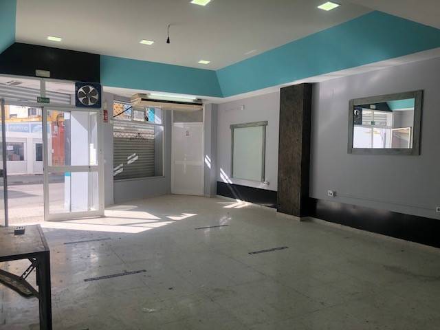Local comercial en Alquiler en Crevillet