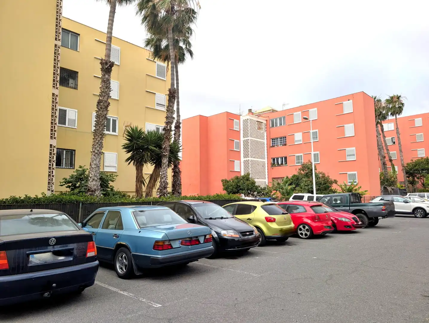 Parking de Piso en venta en Telde con Amueblado, Horno y Lavadora