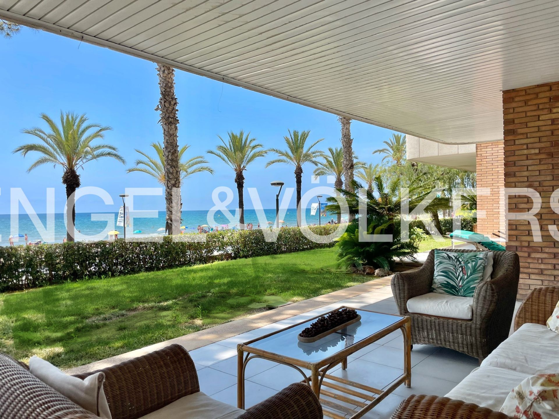 Vista exterior de Planta baixa en venda en Salou amb Calefacció, Jardí privat i Terrassa