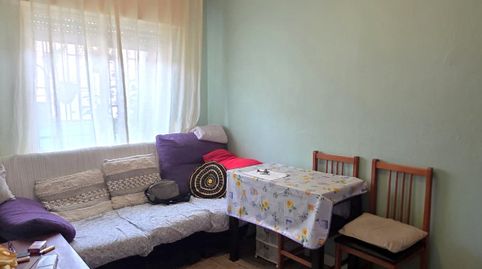 Foto 2 de Piso en venta en Calle Puerto de Somiedo, Portazgo, Madrid Capital