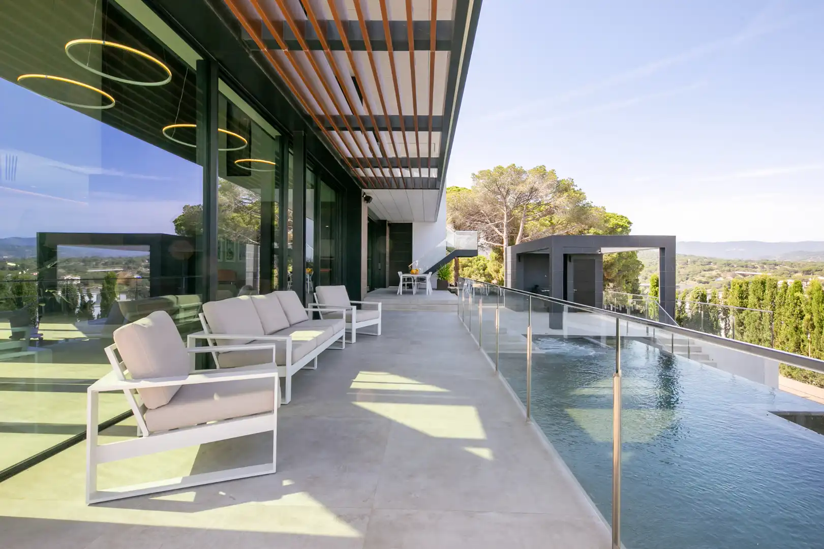 Casa amb piscina en venda a Carrer Torrenova