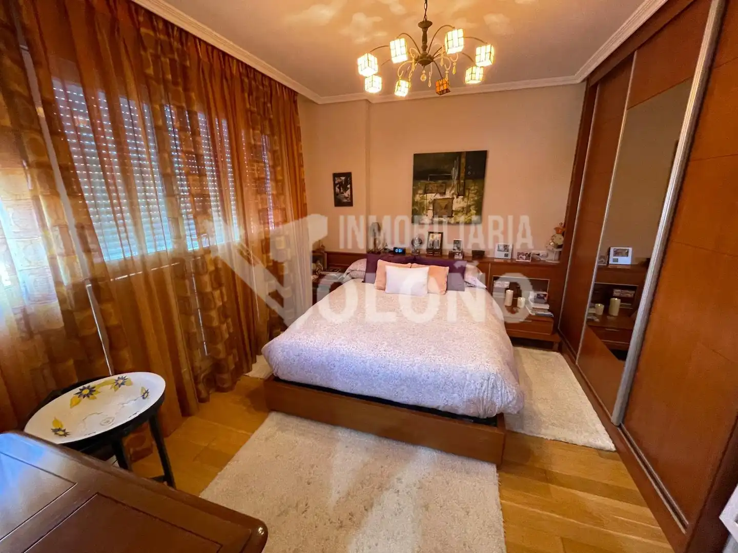 Dormitori de Casa adosada en venda en Alesanco amb Calefacció, Jardí privat i Parquet