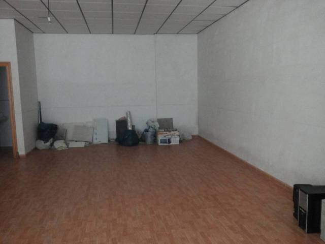 Local comercial en Alquiler en Pabellón - Estación - El Corte Inglés
