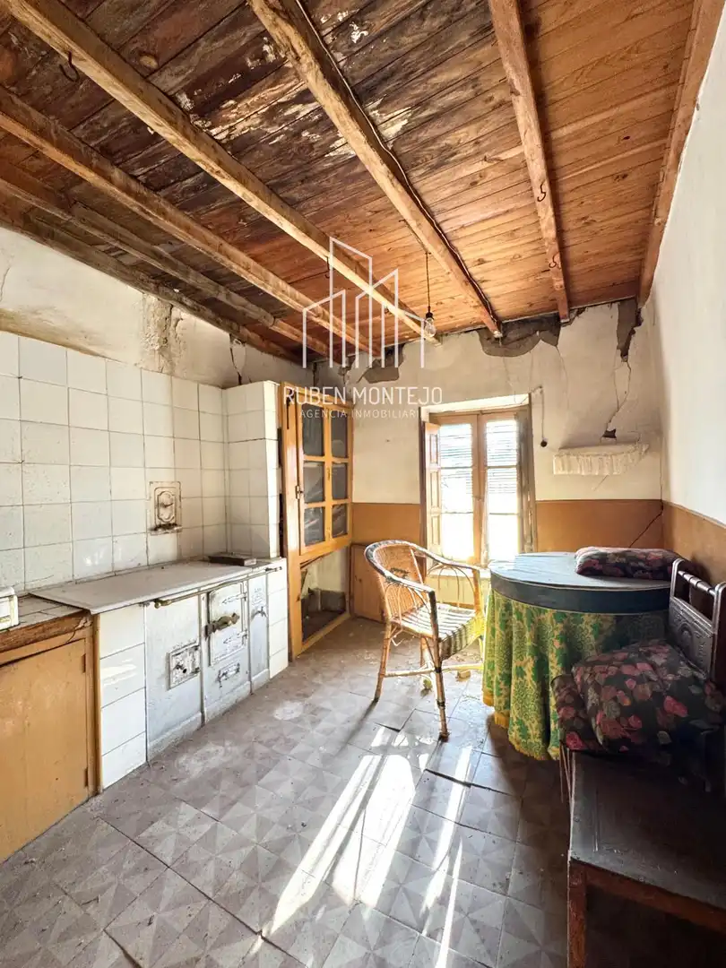 Cuina de Casa o xalet en venda en Calzada de Valdunciel amb Terrassa
