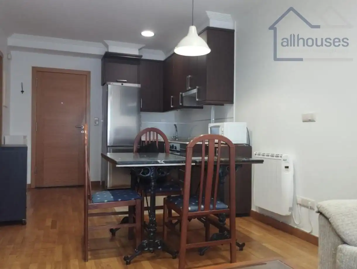 Cuina de Apartament en venda en O Rosal   amb Calefacció i Balcó