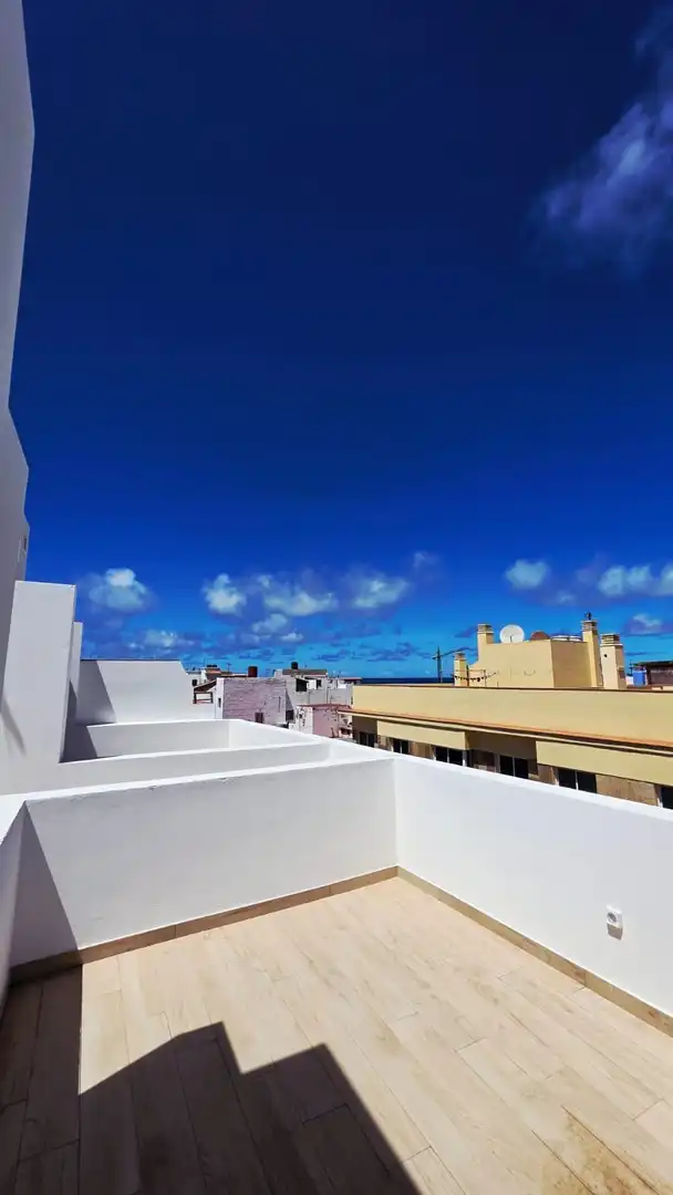 Vista exterior de Dúplex en venda en La Oliva