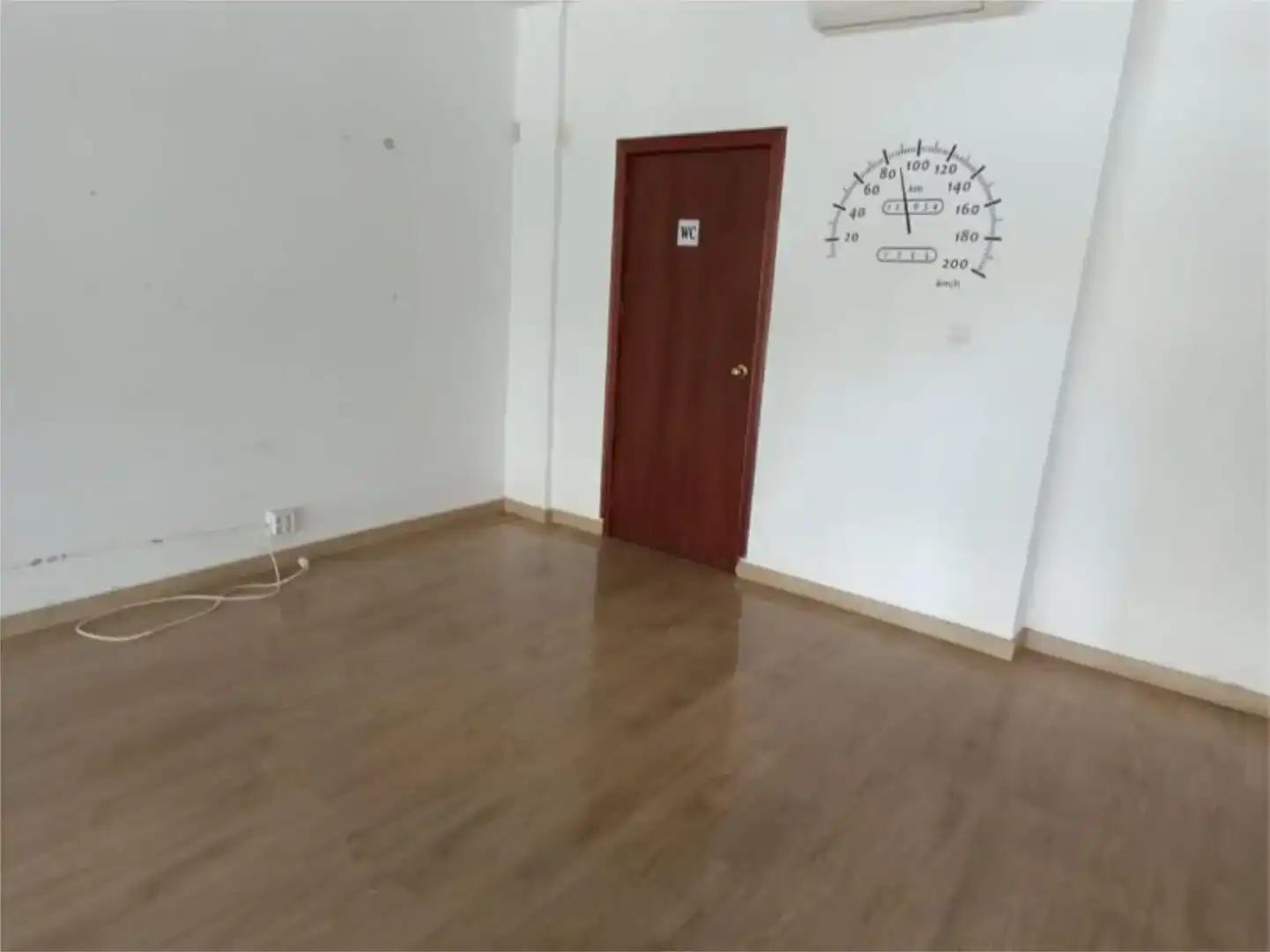 Geschaftsraum zur Miete in Sur