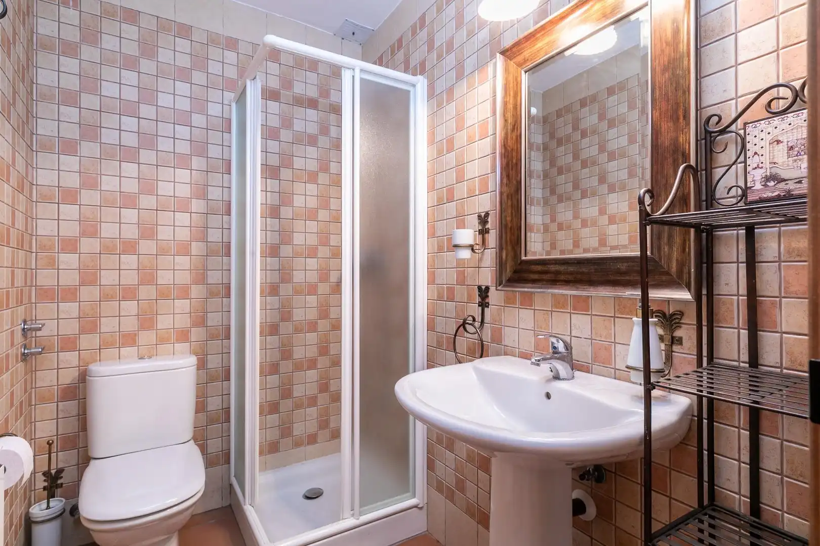 Country homes for sale in Sahún