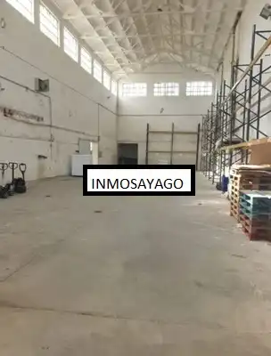 Nau industrial de lloguer a Barrio Entrambasaguas