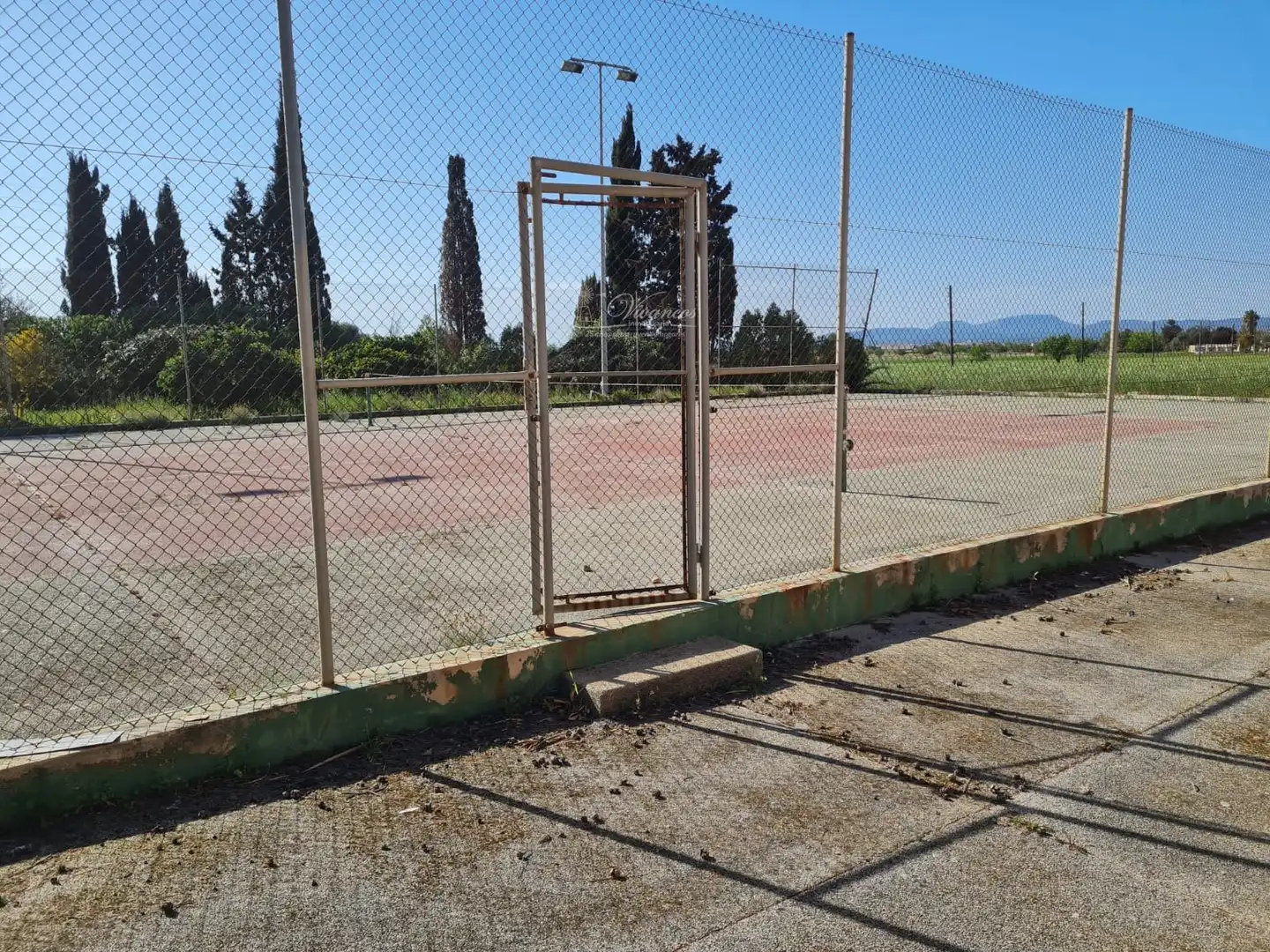 Parking de Casa adosada en venta en Campos con Trastero y Piscina
