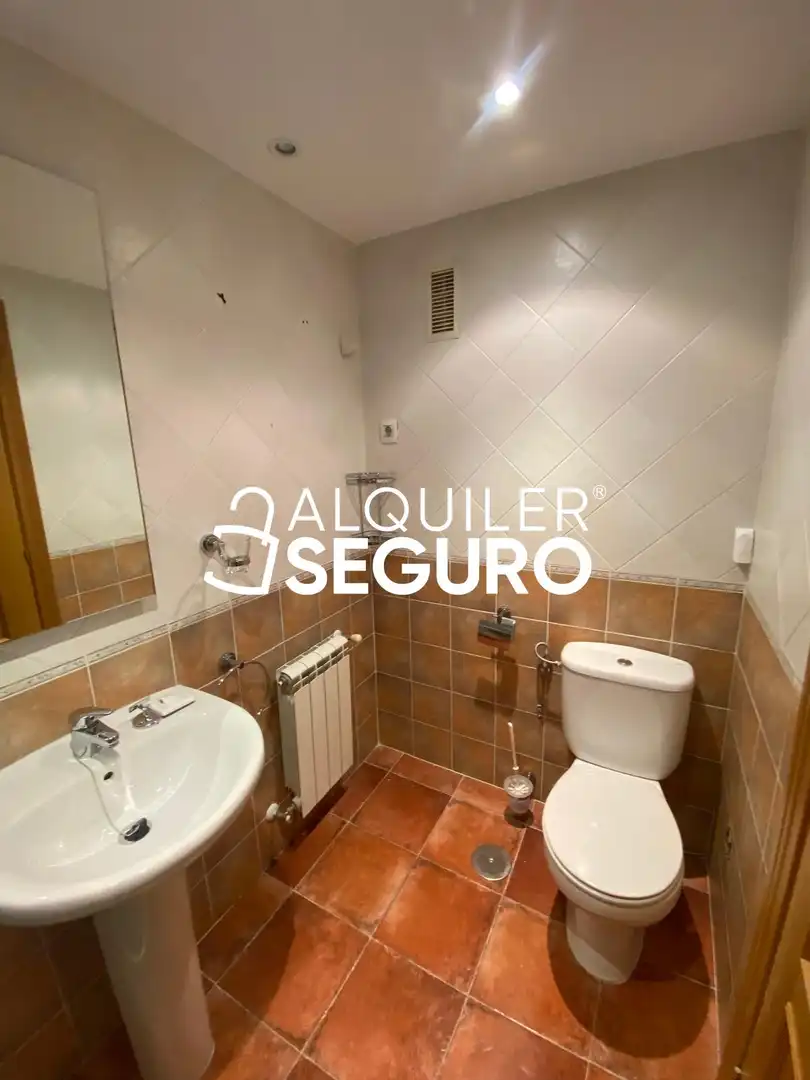 Flat with pool to rent in peñalver, imagen 9