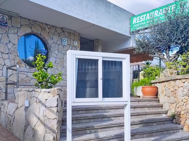 Locale commerciale in vendita a Santa Ponça