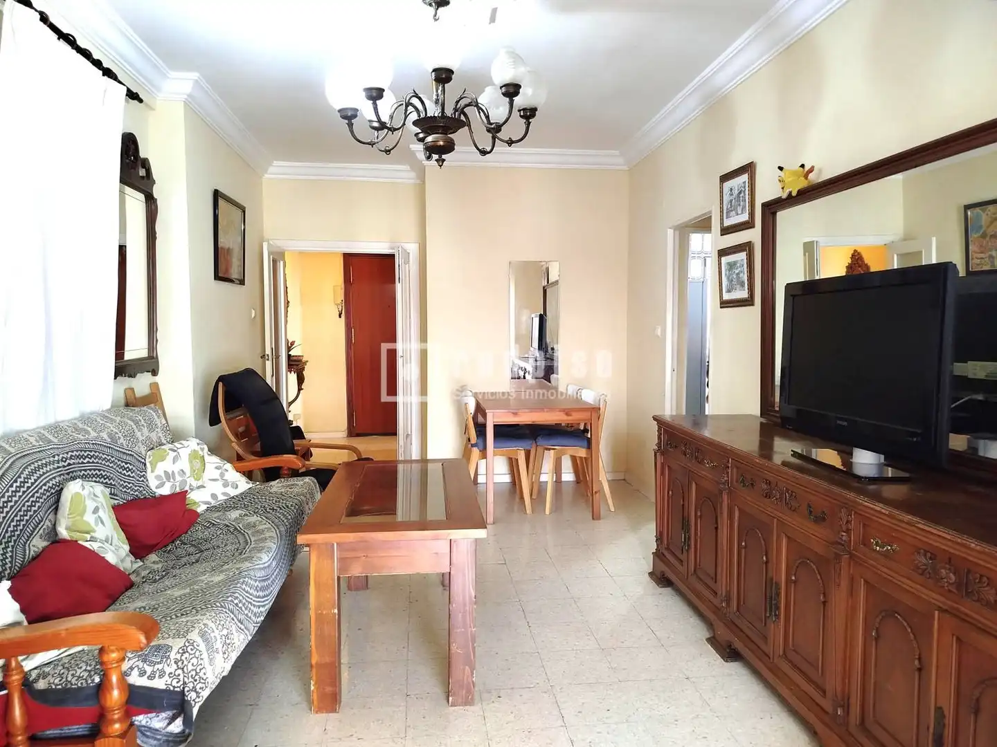 Living room of Flat for rent in Sevilla  with Air Conditioner, Private garden and Terrace