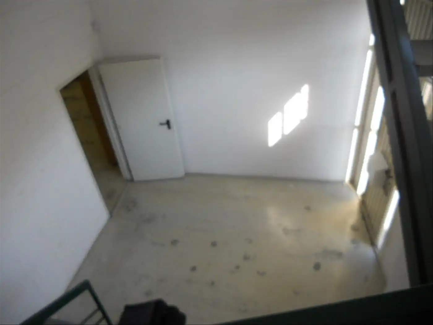 Fabrikhallen zur Miete in Teià