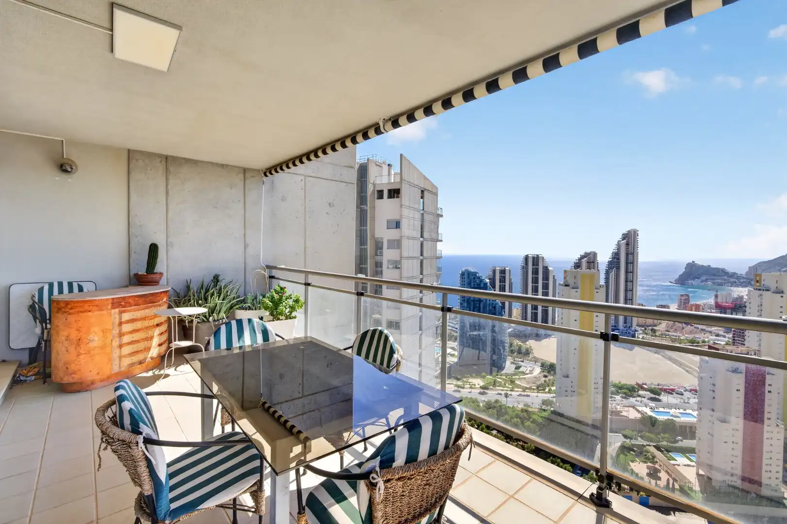 Duplex con terrazza in vendita a Calle Presidente Adolfo Suárez, imagen 2