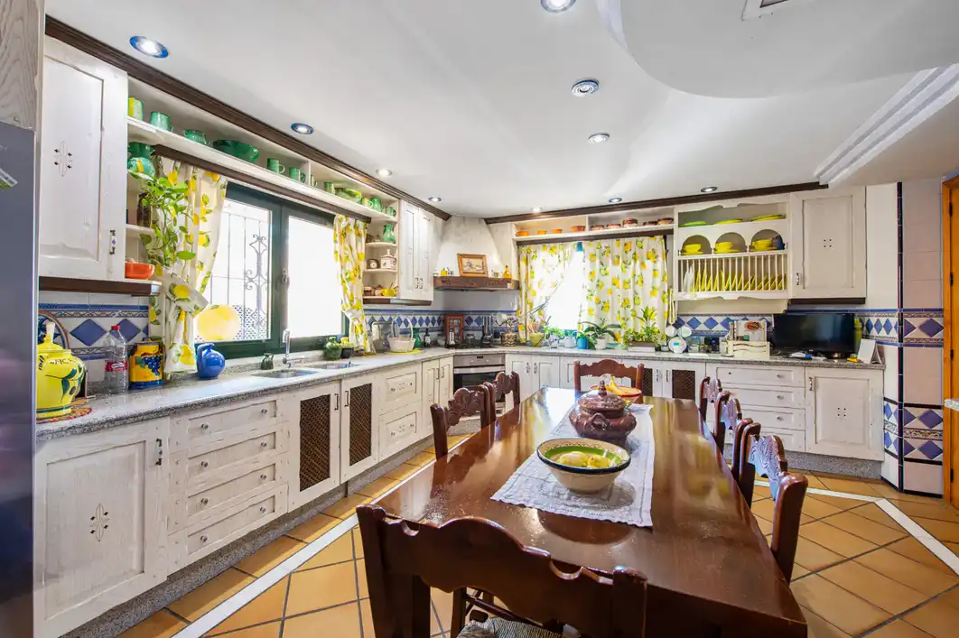 Casa con piscina en venta en Selwo, imagen 8