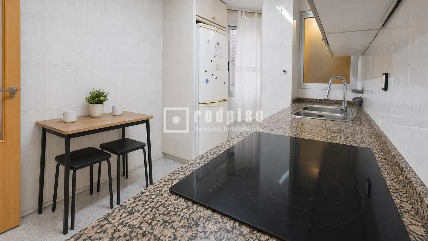 Flat for sale in Trinitat
