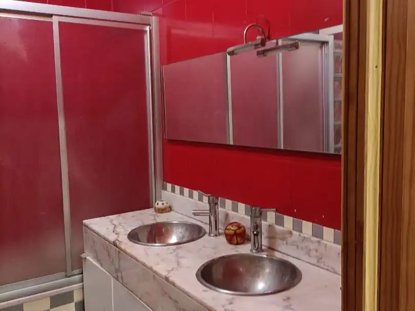 Bathroom of Houses for sale in Yeles  with Air Conditioner, Swimming Pool and Balcony