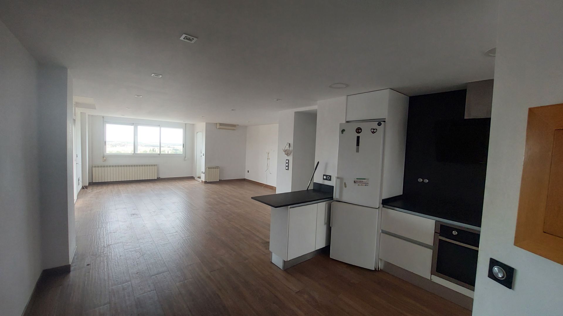 Cuina de Àtic en venda en Tàrrega amb Aire condicionat, Calefacció i Terrassa