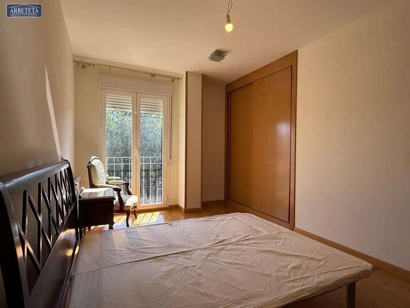 Schlafzimmer von Wohnung zum Verkauf in Sigüenza mit Heizung, Parkett und Gemeinschaftspool